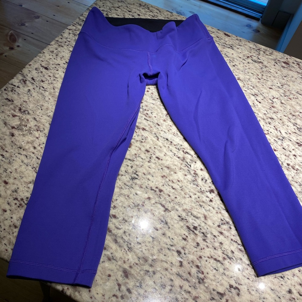 Lululemon Crops, Size 10 (fit like an 8)